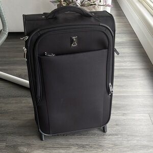 Travelpro Carry-On Expandable Rollaboard